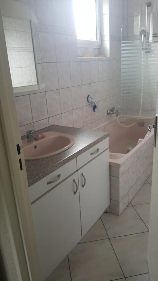 Apartment Le Repaire Du Deux Roues *